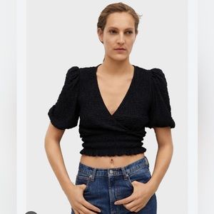 Mango Cropped V Neck Puffed Sleeve Top